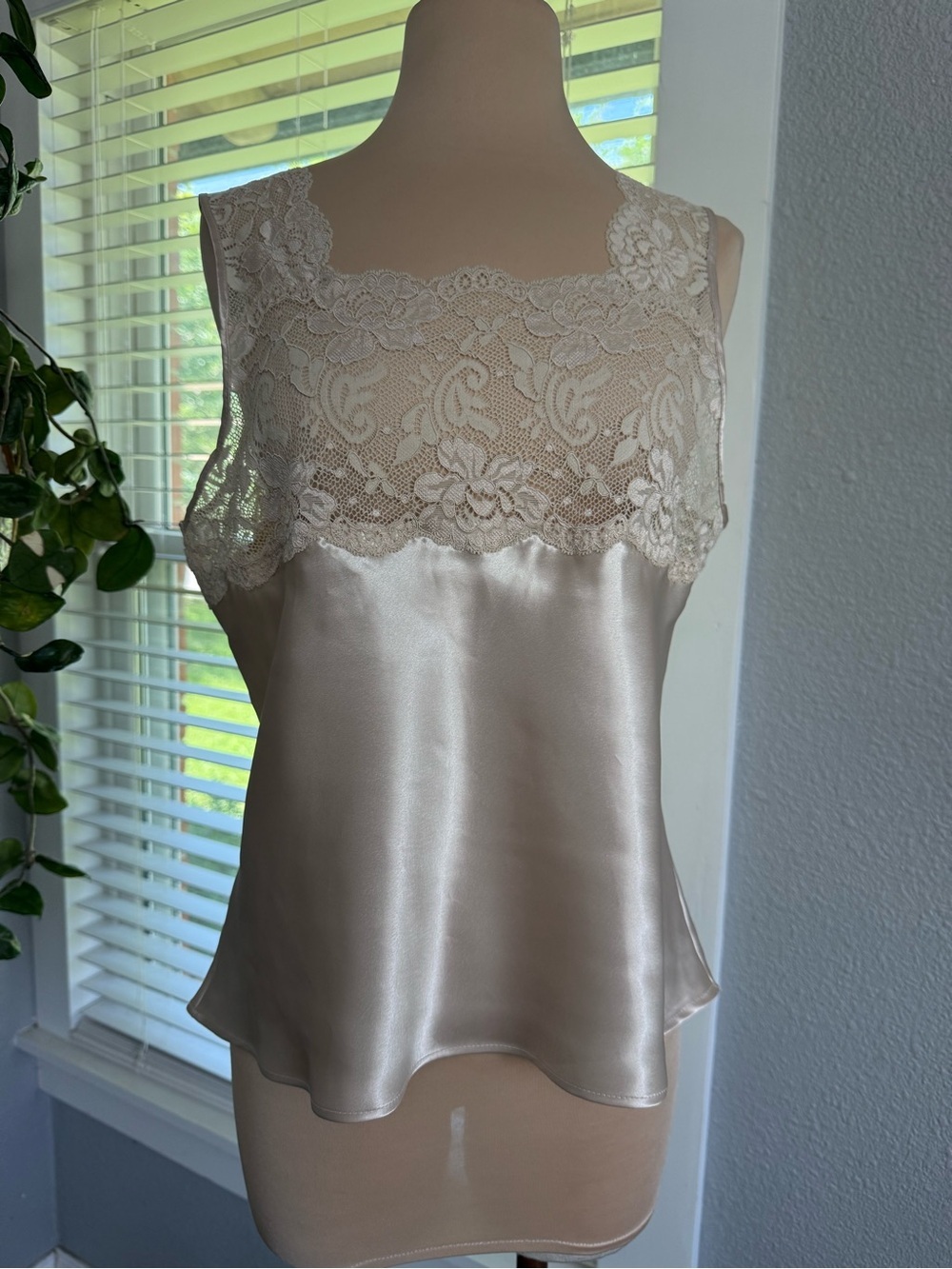 Vintage Lace Satin Cami Size Large